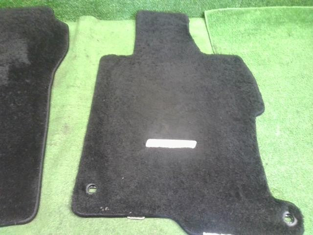 アコード DAA-CR6 フロアマット1台分　フロント　リア　運転席側　助手席側　左右  自社品番250097