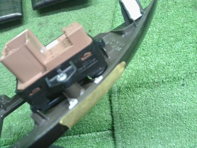 アコード DAA-CR6 木目調パネル　パワーウィンドウSWカバー　インナーハンドル枠 83542-T2M-S51ZA 自社品番250097