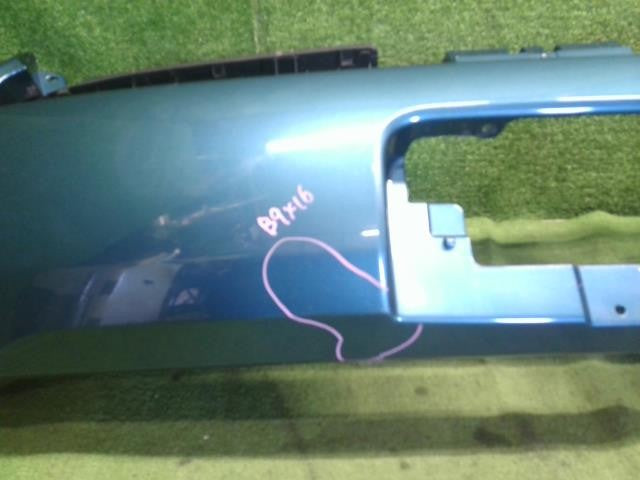 キューブ DBA-Z12 リアバンパー　リヤバンパー 85022-1FA4B 自社品番250098　色BRU