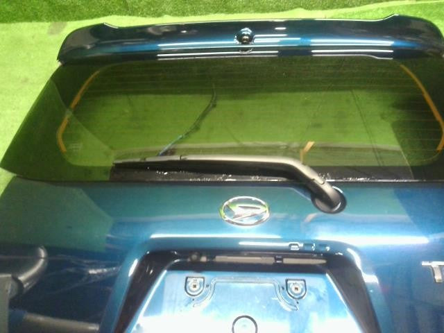 タント 6BA-LA660S バックドア　リアゲートドア　ハイマウント　カメラ　スポイラー 67005-B2F00-B0 自社品番250102　色B82