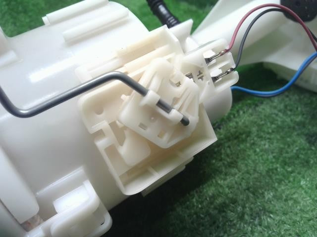 タント 6BA-LA660S フューエルポンプ　燃料ポンプ 23210-B2360 自社品番250102