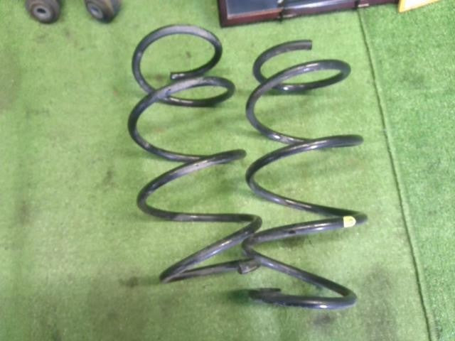 タント 6BA-LA660S リアショック　ストラット　左右セット　スプリング　バネ　 48530-B9315 自社品番250102