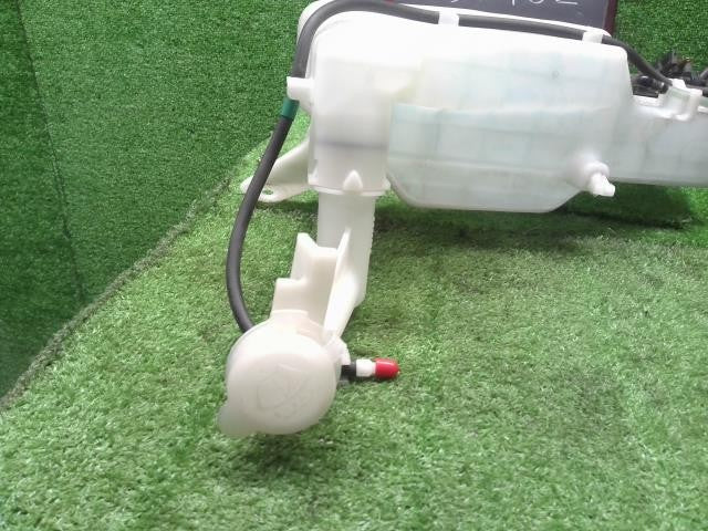 タント 6BA-LA660S ウォッシャータンク 85315-B2130 自社品番250102