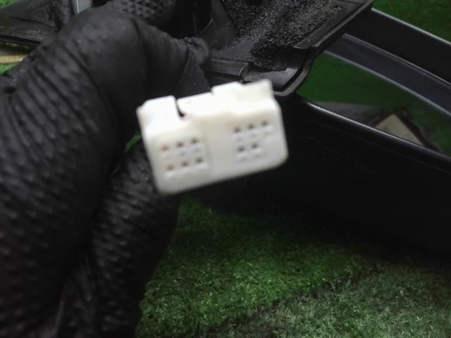 アクア DAA-NHP10 右 運転席 ドアミラー サイドミラー　ウィンカー　1F7　TOKAIRIKA　87910-52F40 自社品番250106