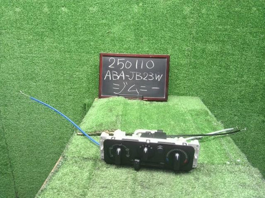 ジムニー ABA-JB23W エアコンスイッチパネル ACスイッチパネル マニュアルA/C 74400-70J42-5PK 自社品番250110