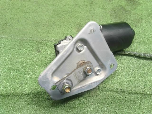 ジムニー ABA-JB23W フロントワイパーモーター Ｆワイパーモーター デンソー 38101-81A01 自社品番250110