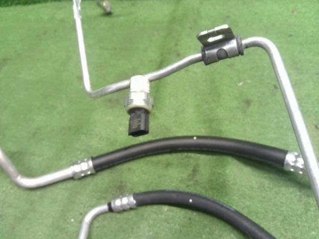 ノート 6AA-E13 エアコンホース　ACパイプ  自社品番250111