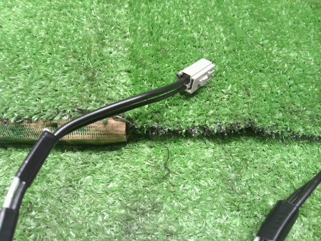 ノート 6AA-E13 日産純正　ルーフアンテナ　シャークアンテナ  自社品番250111