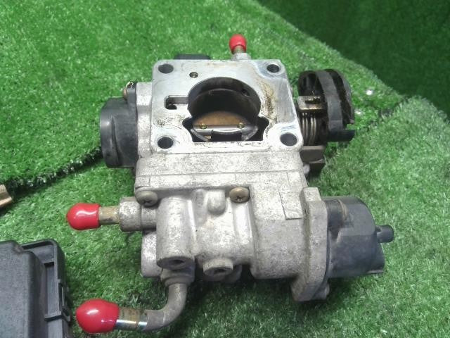 エブリィ EBD-DA64V エンジンコンピューター スロットルボディ　ECU　スロボ　33920-68H43 自社品番250117