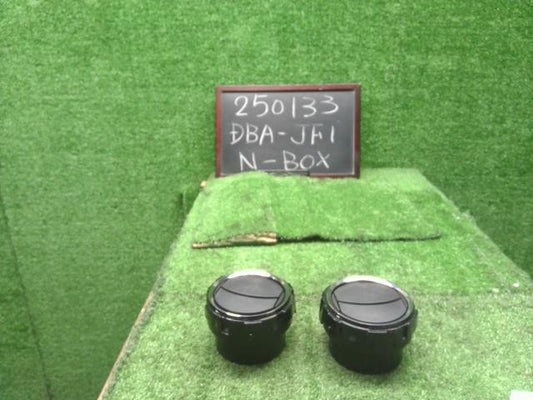 Ｎ−ＢＯＸ DBA-JF1 エアコン吹出口左右セット　AC吹き出し口　運転席側　助手席側  自社品番250133