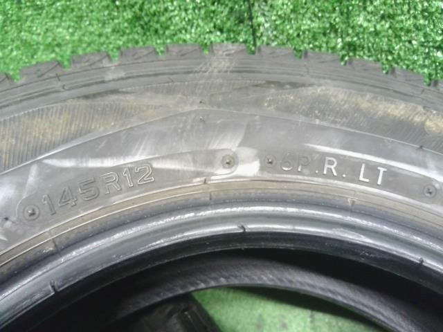 (2) 12インチ 冬 スタッドレスタイヤ 中古 22年 2本 145R12 ダンロップ キャリィトラック外し(250136)