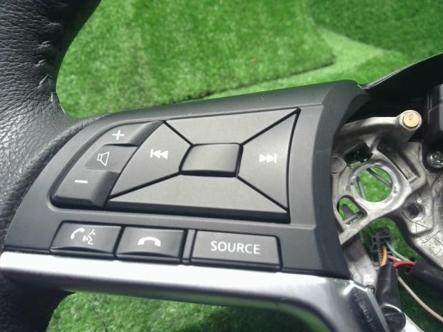 ノート DAA-HE12 ステアリングホイール ハンドル 純正　レザー 自社品番250139