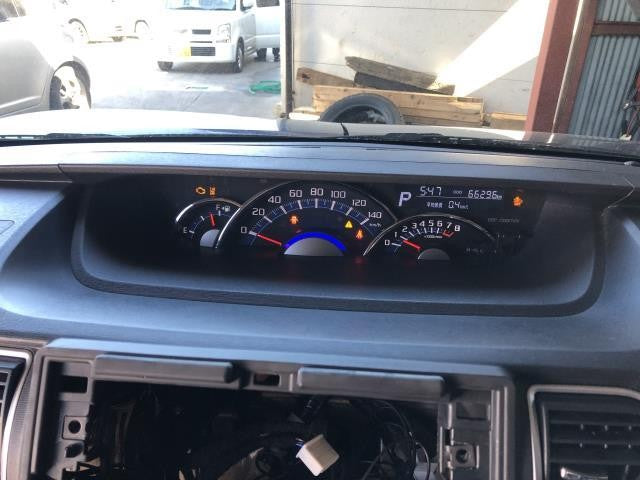 タント DBA-LA610S スピードメーター デジタル タコメーター付 4WD 83800-BA251 自社品番250143