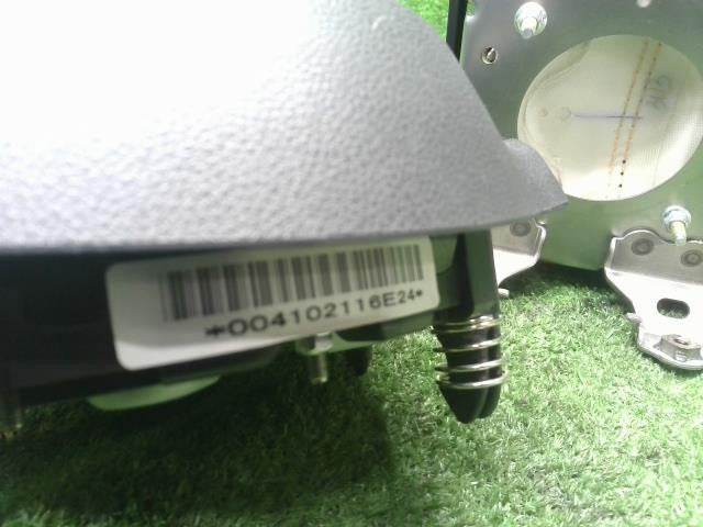 タント DBA-LA610S 助手席側エアバッグパネル ホーンパッド カバーセット　 73970-B2290-B0 自社品番250143　インフレータ欠品