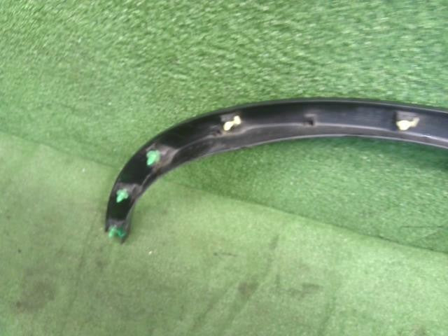 エクストレイル DBA-NT32 フェンダー アーチモール　右フロント用　運転席側  自社品番250144