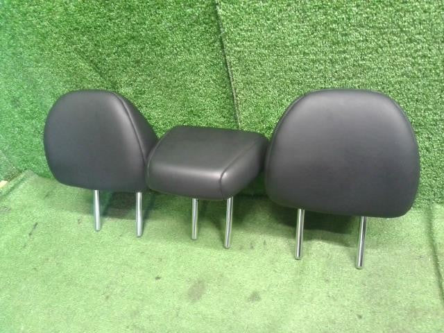 エクストレイル DBA-NT32 ヘッドレスト1台分　運転席側　助手席側　フロント　リア　左右 レザー　86400-8FY1A 自社品番250144