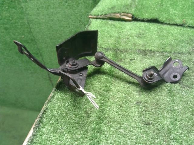 ヴェルファイア DBA-GGH25W トヨタ純正 ハイトコントロールセンサー 89408-28010 自社品番250156