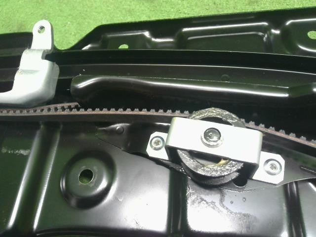 ヴェルファイア DBA-GGH25W 右パワースライドドアモーター 運転席 85005-58020 自社品番250156