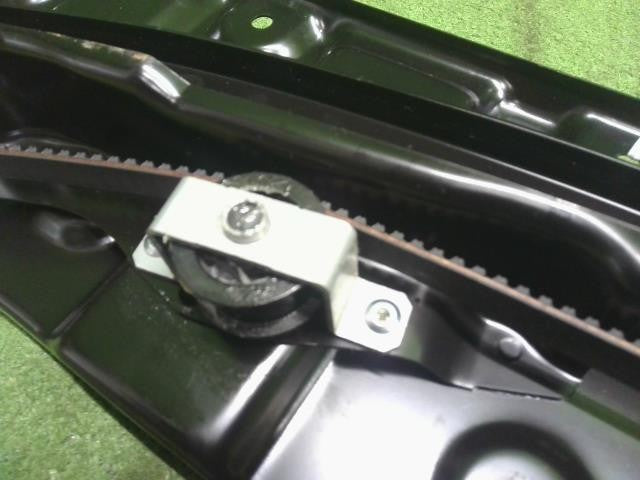 ヴェルファイア DBA-GGH25W 左パワースライドドアモーター 助手席 85006-58020 自社品番250156