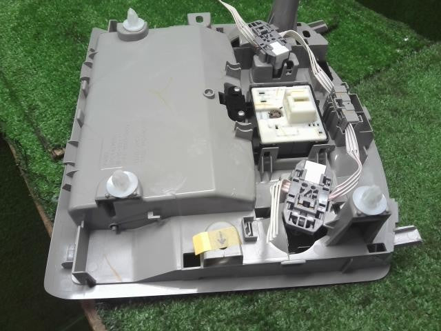 ヴェルファイア DBA-GGH25W トヨタ純正 ルームランプ マップランプ 室内ライト 81260-58030-B0 自社品番250156