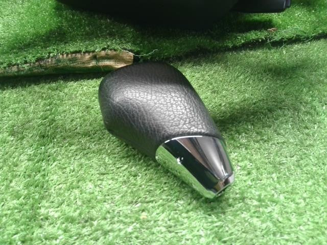 ヴェルファイア DBA-GGH25W トヨタ純正 ステアリングホイール ハンドル シフトノブ付 45100-58060-B0 自社品番250156　インフレーター欠品