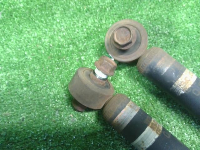 ムーヴ DBA-L185S 左右 リアストラット ショックアブソーバーセット バネ付き KYB 48531-B2370 自社品番250160