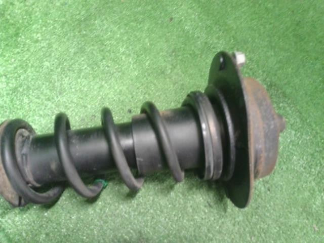 サンバー EBD-TT2 右フロントストラット　ショック　スプリング　運転席側 20310TC010 自社品番250164