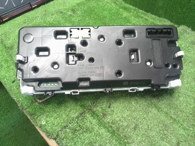 ムーヴ DBA-LA100S スピードメーター タコメーター付 デンソー 83800-B2A52 自社品番250166