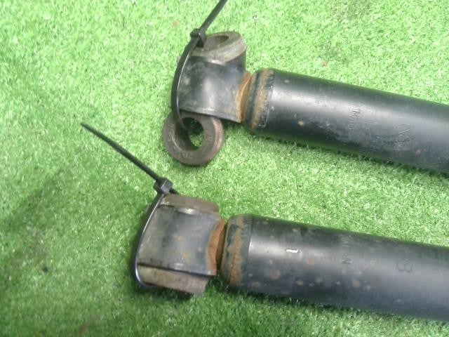 ハイゼット EBD-S211P リアショック左右　ストラット　スプリング　バネ 48531-97503 自社品番250185