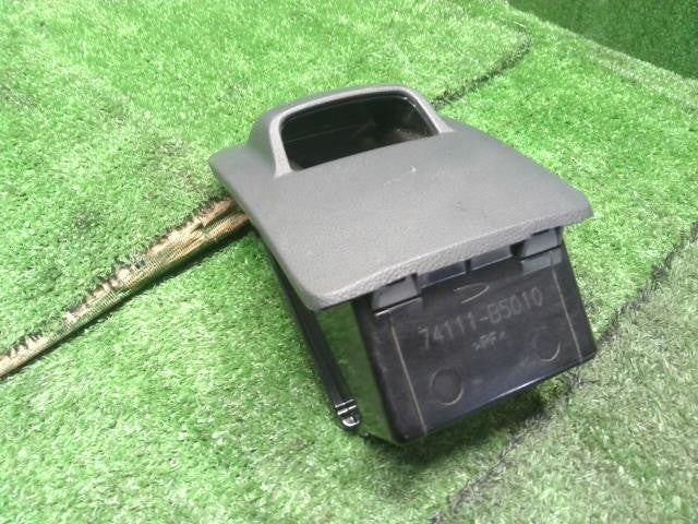 ハイゼット EBD-S211P 灰皿  自社品番250185