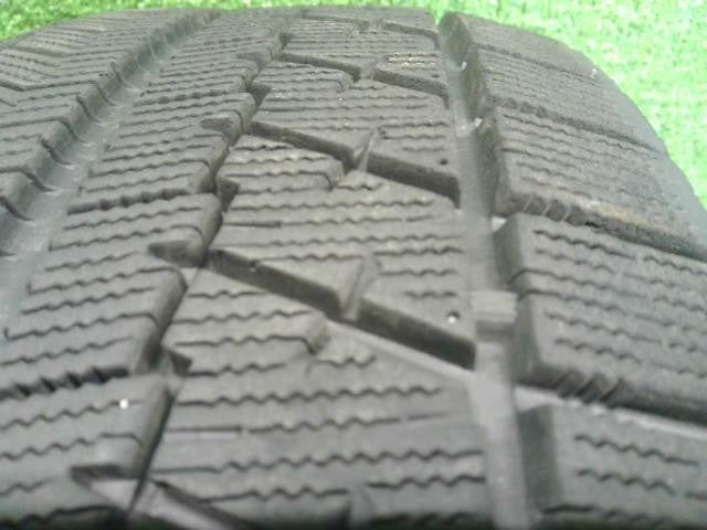 (2)16インチ 冬 スタッドレスタイヤ 4本 中古 205/55R16 20年製 BLIZZAK VRX ブリヂストン 自社品番250186