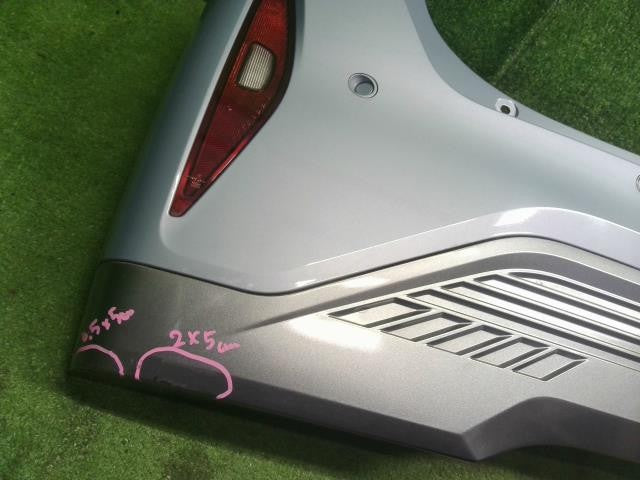 サクラ ZAA-B6AW リアバンパー　Rバンパー 色:U17D32  自社品番250191