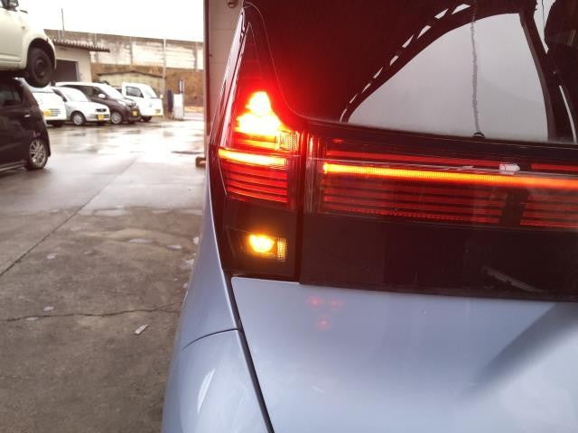 サクラ ZAA-B6AW 左テールランプ テールライト 助手席側  イチコ 自社品番250191