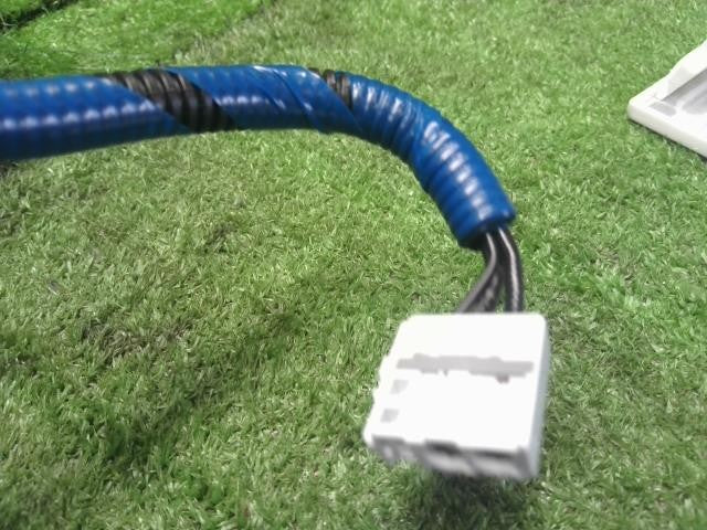 フィット 6BA-GR2 純正アンテナ　ルーフ　シャーク 39150-TZA-J21ZA 自社品番250195