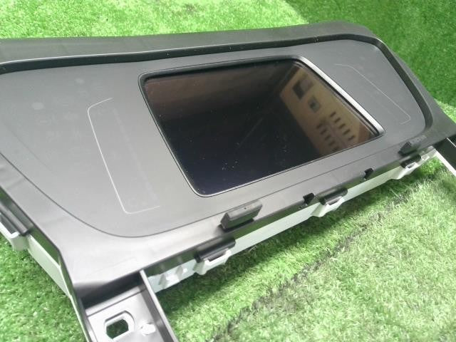 フィット 6BA-GR2 スピードメーター デジタル　78100-TZD-J11 自社品番250195