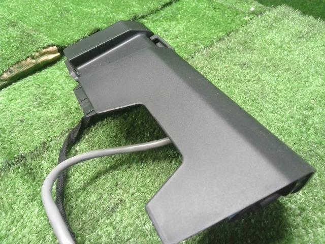 フィット 6BA-GR2 USBポート 自社品番250195