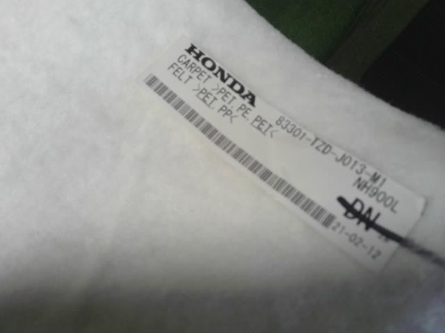 フィット 6BA-GR2 フロアーカーペット 83301-TZD-J01ZA 自社品番250195