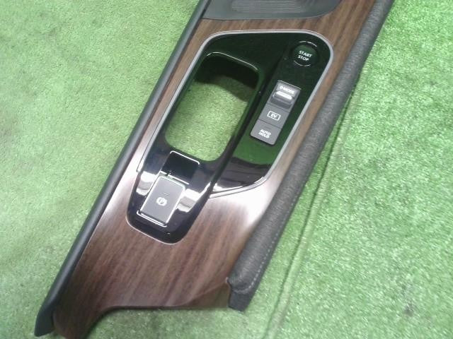 オーラ 6AA-FE13 シフトパネル木目付　自社品番250199