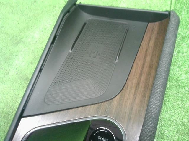 オーラ 6AA-FE13 シフトパネル木目付　自社品番250199