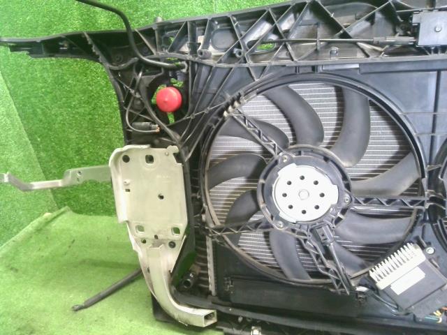 【中古】アウディ A6 DBA-4GCHVS ラジエータコアサポート 4G0805594C 自社品番240646 LS9R