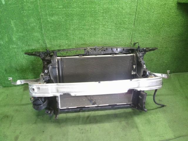 【中古】アウディ A6 DBA-4GCHVS ラジエータコアサポート 4G0805594C 自社品番240646 LS9R