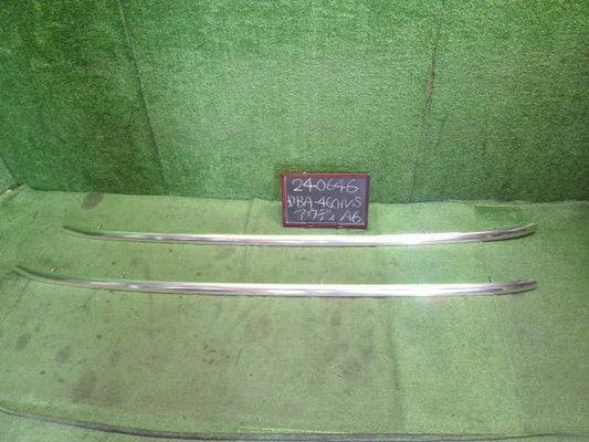 【中古】アウディ A6 DBA-4GCHVS ルーフバー  自社品番240646 LS9R