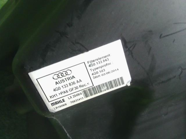 【中古】アウディ A6 DBA-4GCHVS エアクリーナーＡＳＳＹ 4G0133836 自社品番240646 LS9R