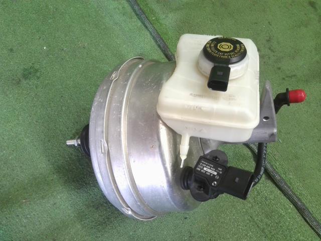 【中古】アウディ A6 DBA-4GCHVS ブレーキマスターＡＳＳＹ 4G2611021 自社品番240646 LS9R