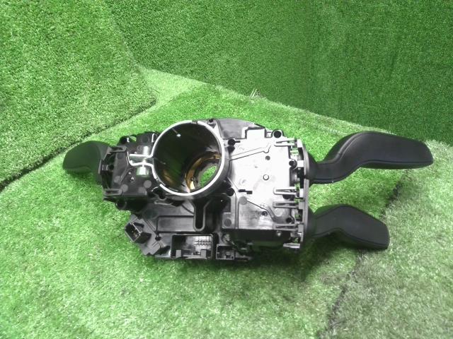 【中古】アウディ A6 DBA-4GCHVS ディマースイッチ 4G8953502D 自社品番240646 LS9R