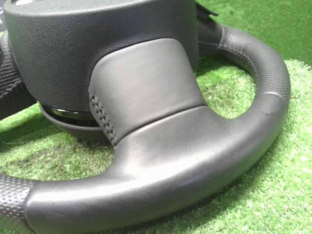 【中古】アウディ A6 DBA-4GCHVS ステアリングホイール ハンドル 8X0419091M 自社品番240646 LS9R