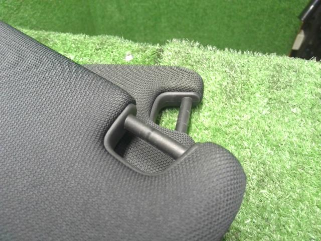 【中古】アウディ A6 DBA-4GCHVS サンバイザー 4G2857551C 自社品番240646 LS9R