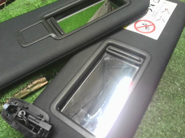 【中古】アウディ A6 DBA-4GCHVS サンバイザー 4G2857551C 自社品番240646 LS9R