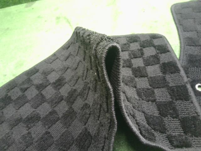 【中古】BMW ミニ ABA-ML16 フロアマット 1台分 51477324818 自社品番240711