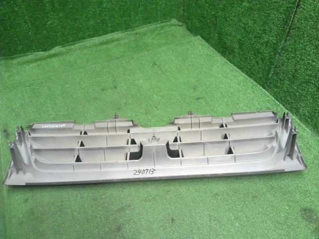 【中古】パジェロミニ GF-H58A ラジエーター フロントグリル MR387815 自社品番240713 A26